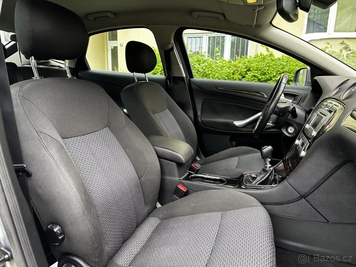 2009 Ford MONDEO - 11