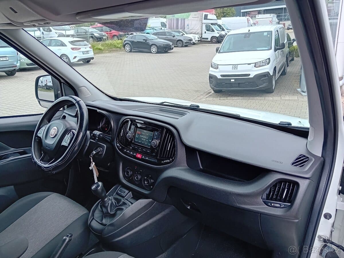 2016 Fiat DOBLO - 11