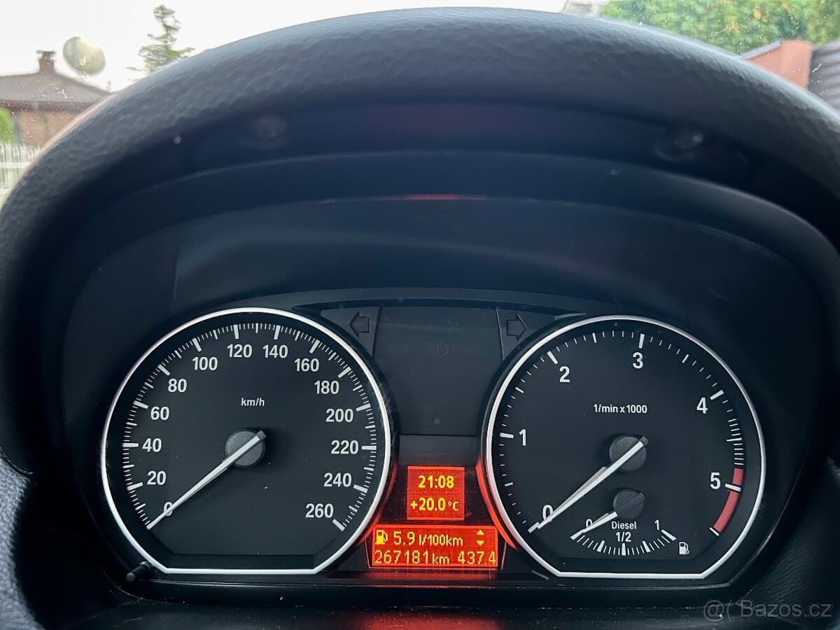2009 BMW 1-SERIES - 11