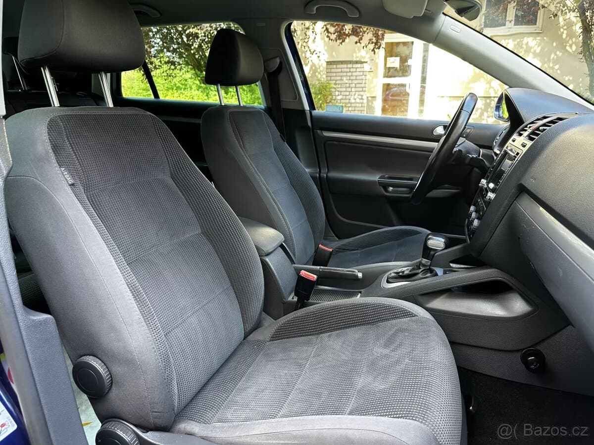 2008 Volkswagen GOLF - 11