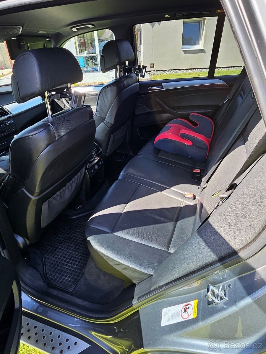2008 BMW X5 - 11