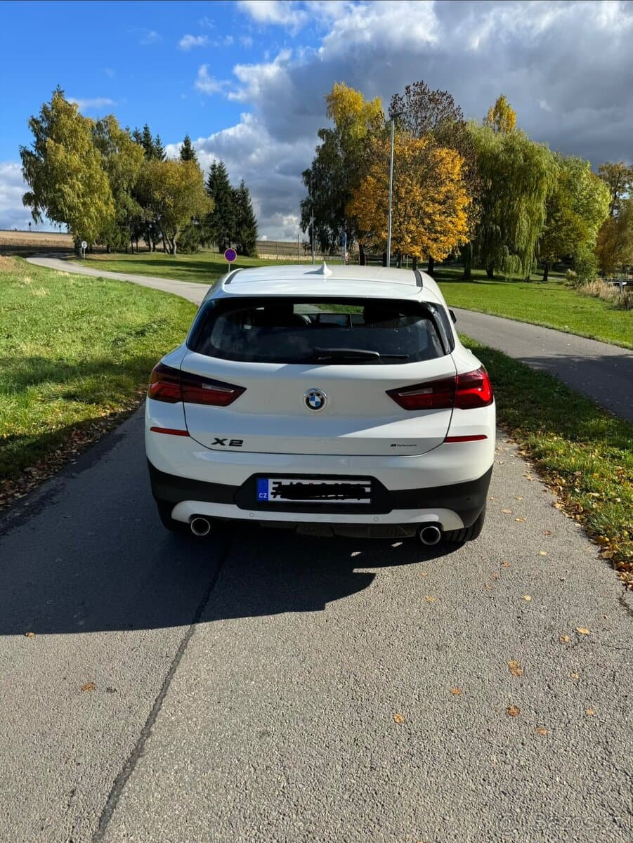 2021 BMW X2 - 11