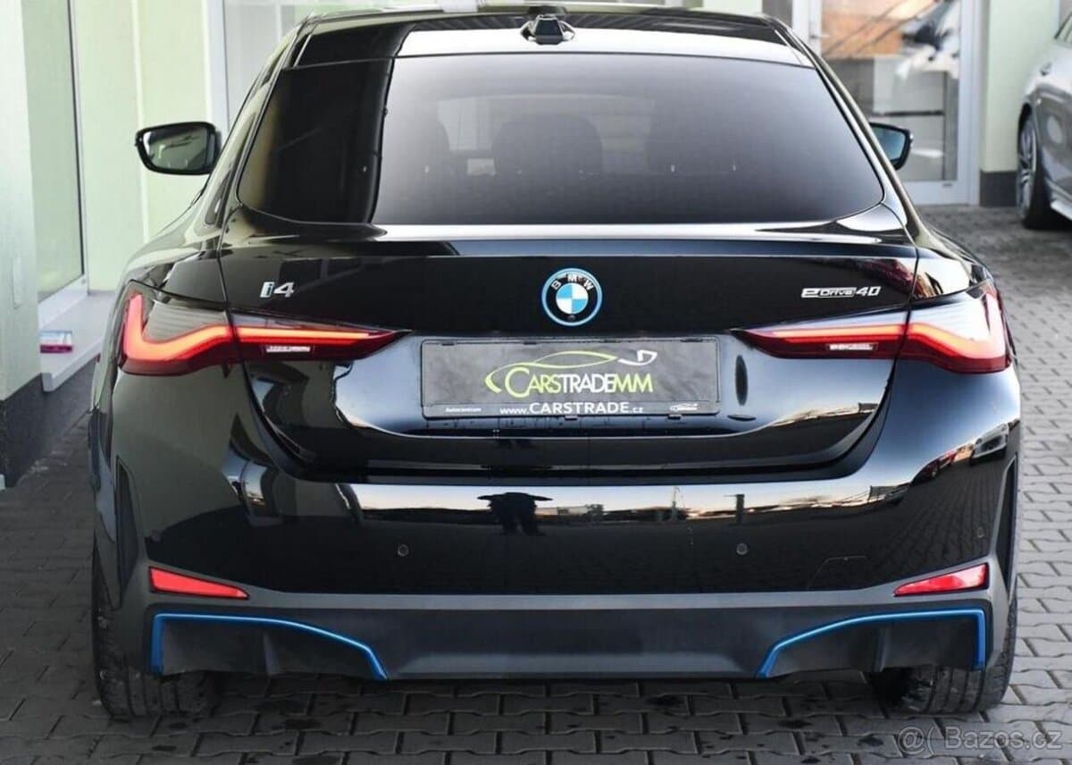 2023 BMW i4 - 11
