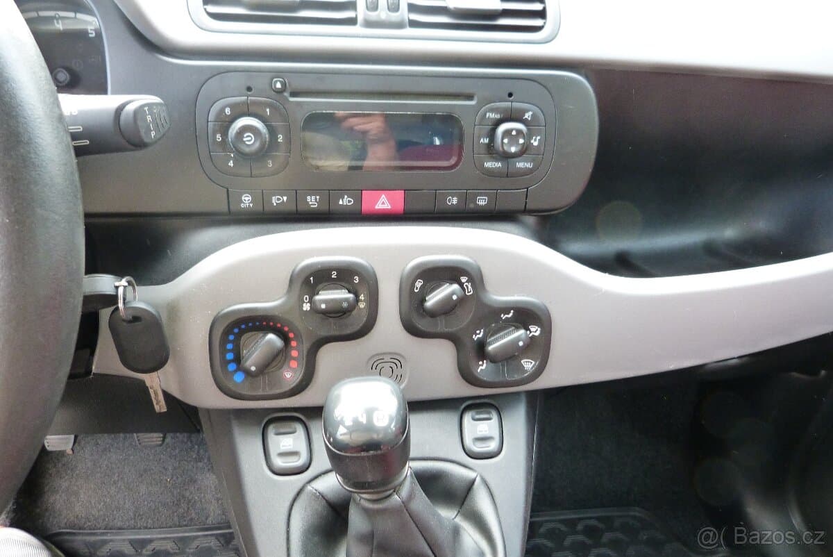 2013 Fiat PANDA - 11