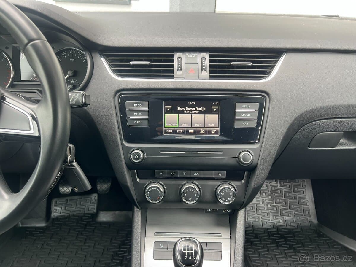 2015 Škoda OCTAVIA - 11