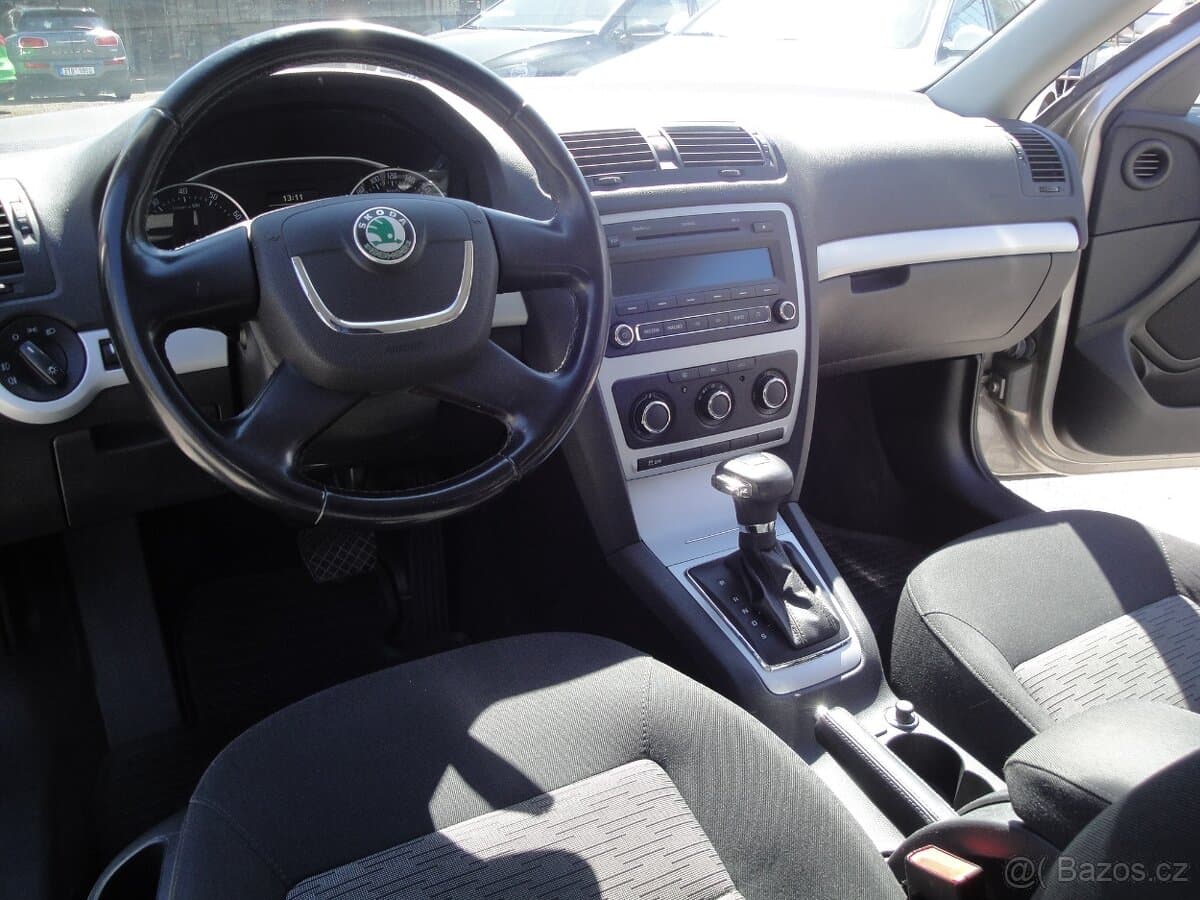 2011 Škoda OCTAVIA - 11