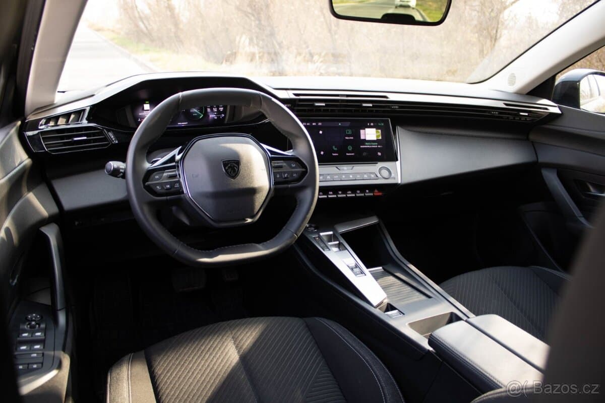 2023 Peugeot 308 - 11