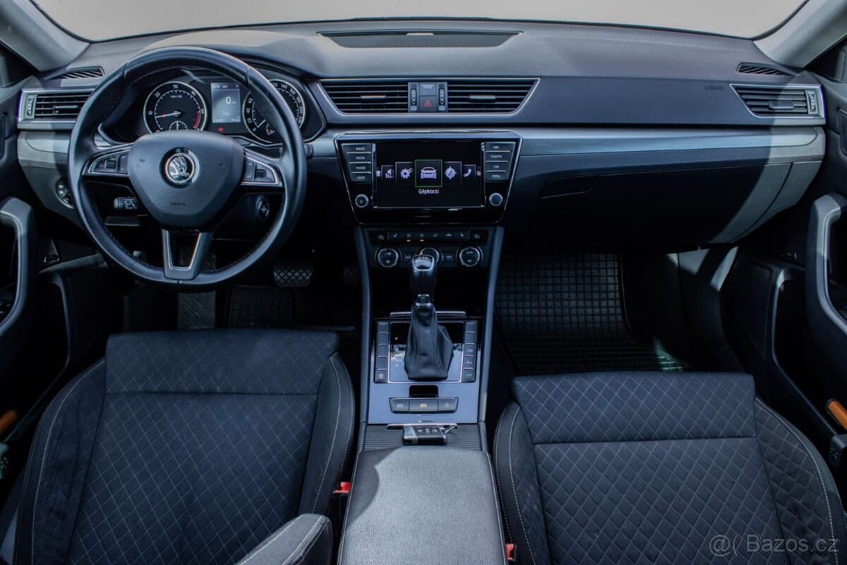 2015 Škoda SUPERB - 11