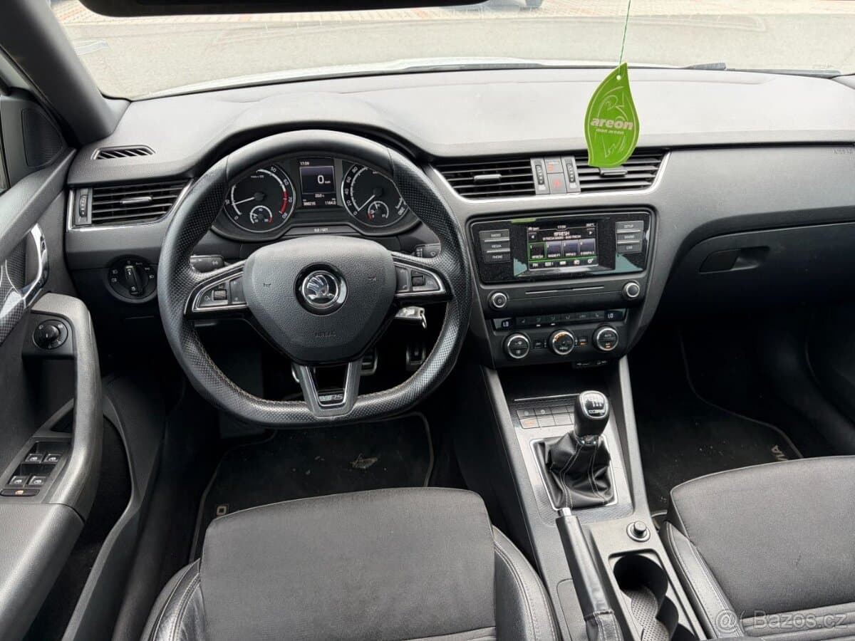 2015 Škoda OCTAVIA - 11