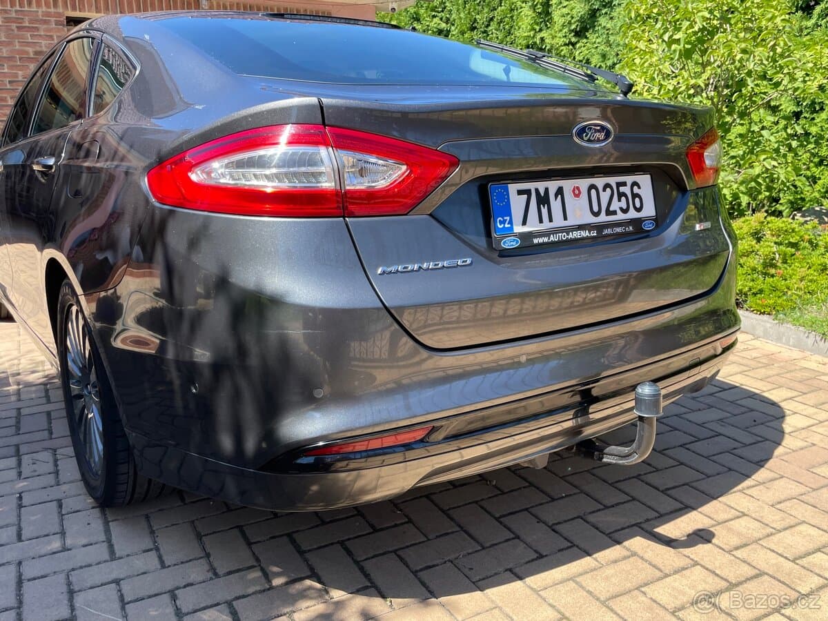 2015 Ford MONDEO - 11