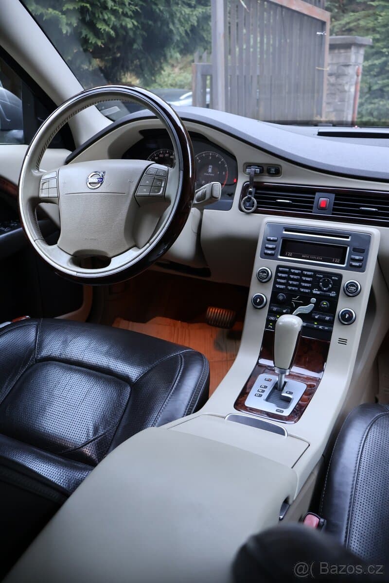 2008 Volvo XC70 - 11
