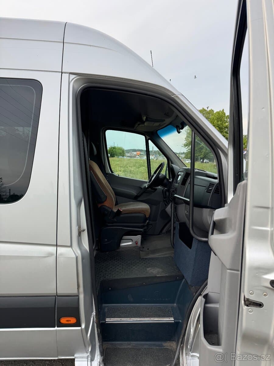 2008 Mercedes-Benz SPRINTER - 11