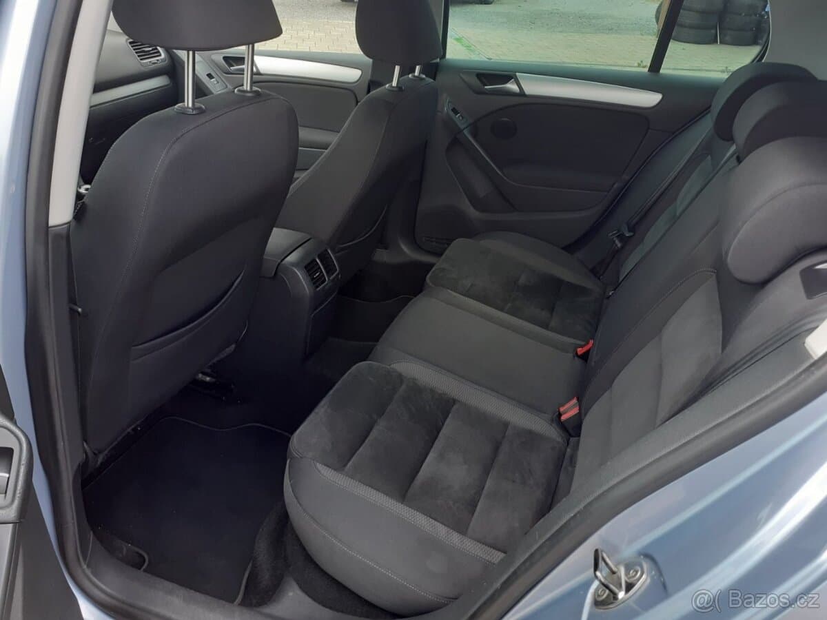 2009 Volkswagen GOLF - 11