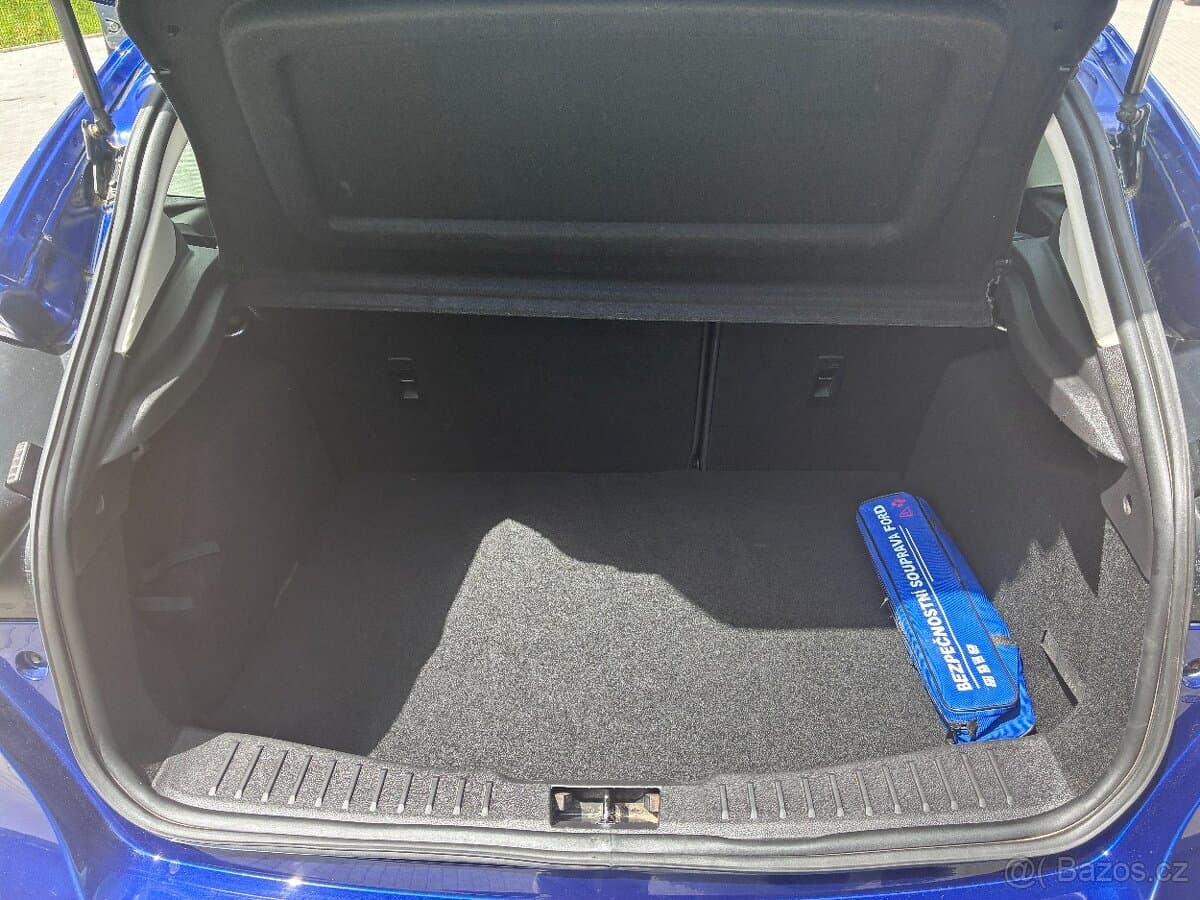 2015 Ford FOCUS - 11