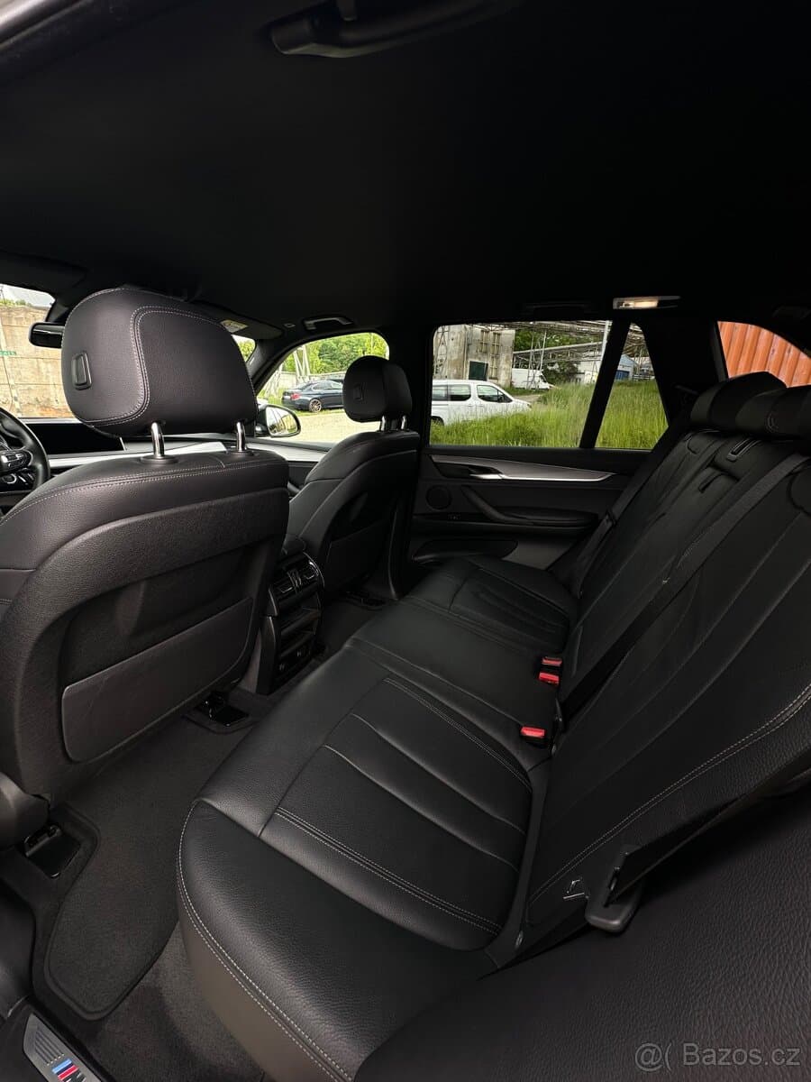 2017 BMW X5 - 11