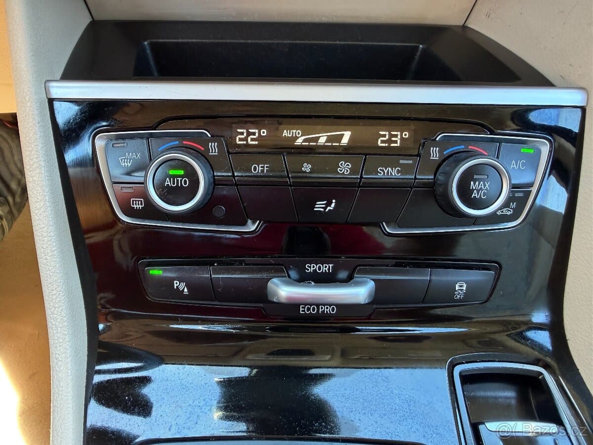 2017 BMW 2-SERIES - 11