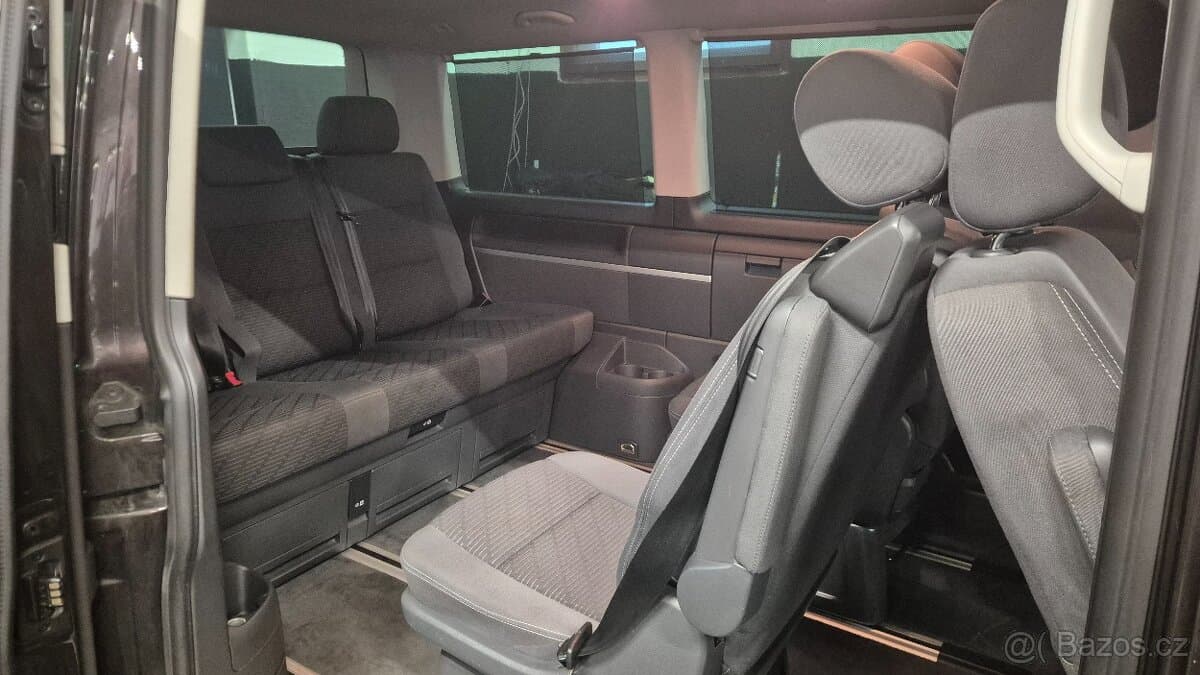 2014 Volkswagen MULTIVAN - 11