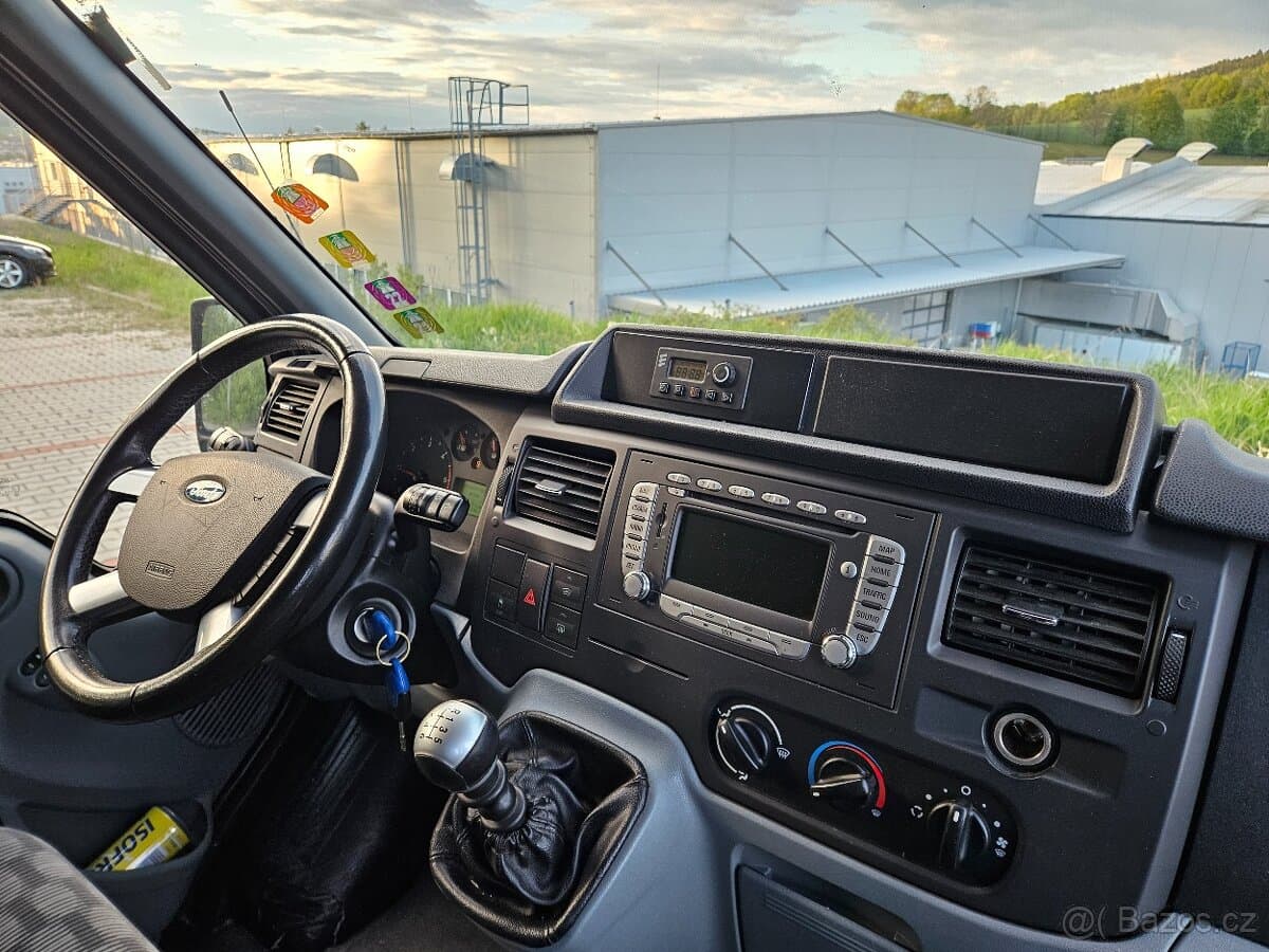 2009 Ford TRANSIT - 11