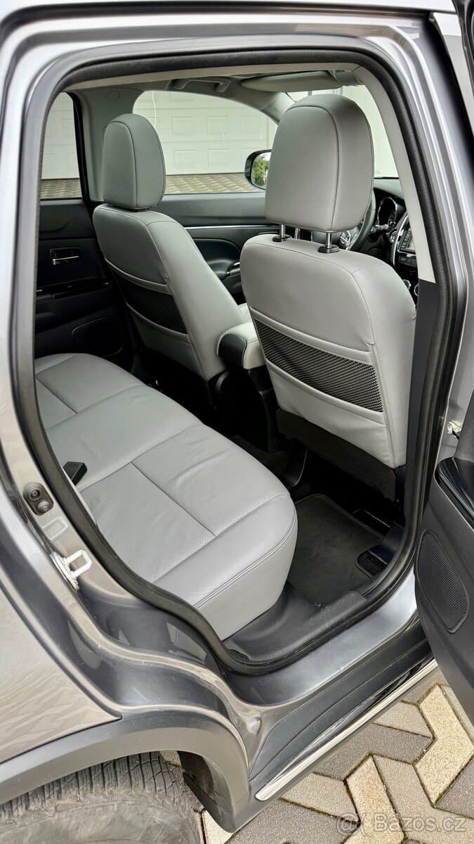 2013 Peugeot 4008 - 11