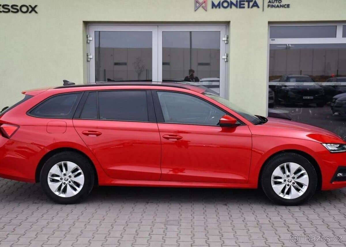 2020 Škoda OCTAVIA - 11
