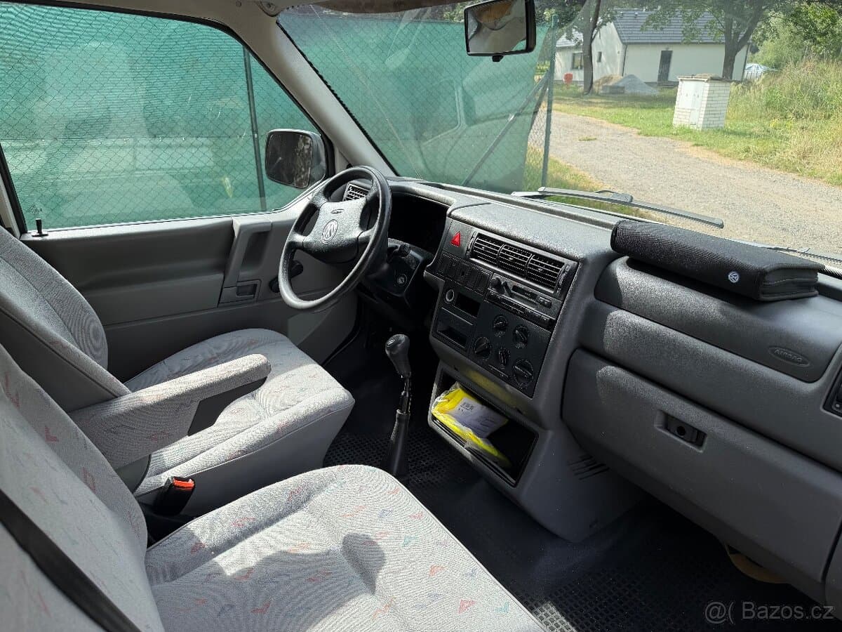 2001 Volkswagen TRANSPORTER - 11