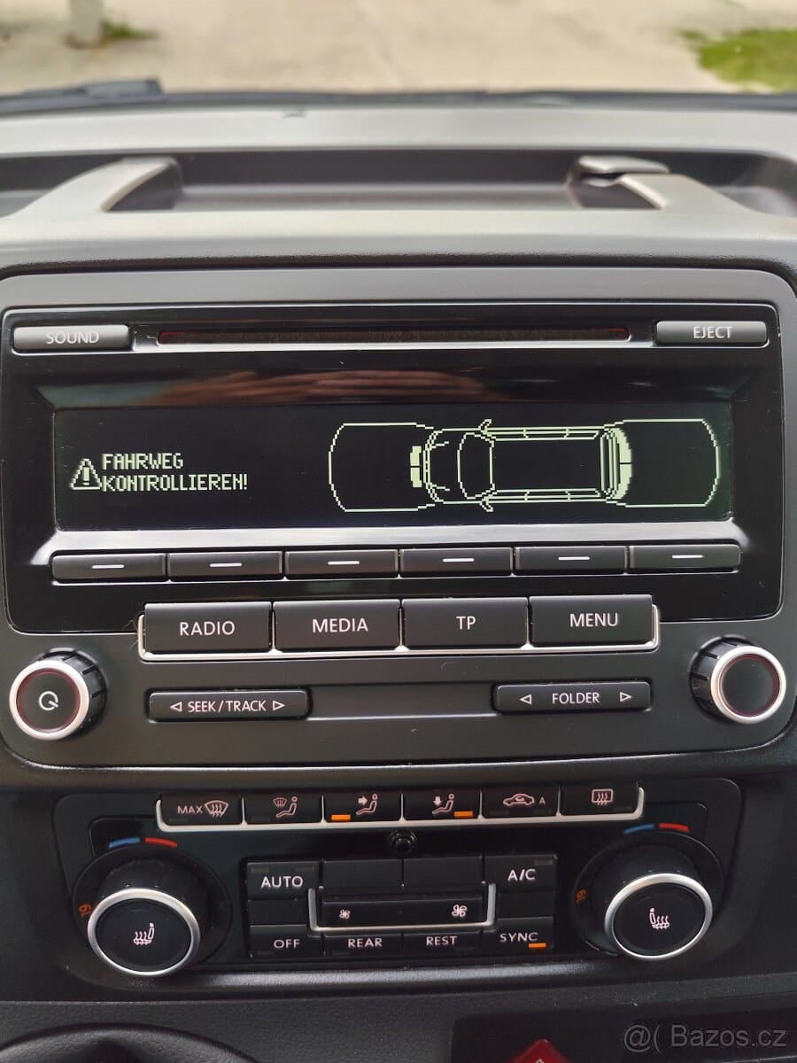 2013 Volkswagen CARAVELLE - 11