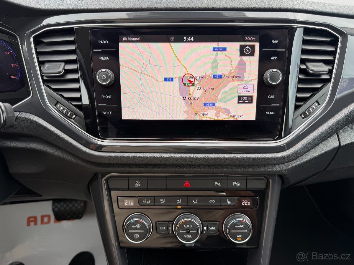 2018 Volkswagen T-ROC - 11
