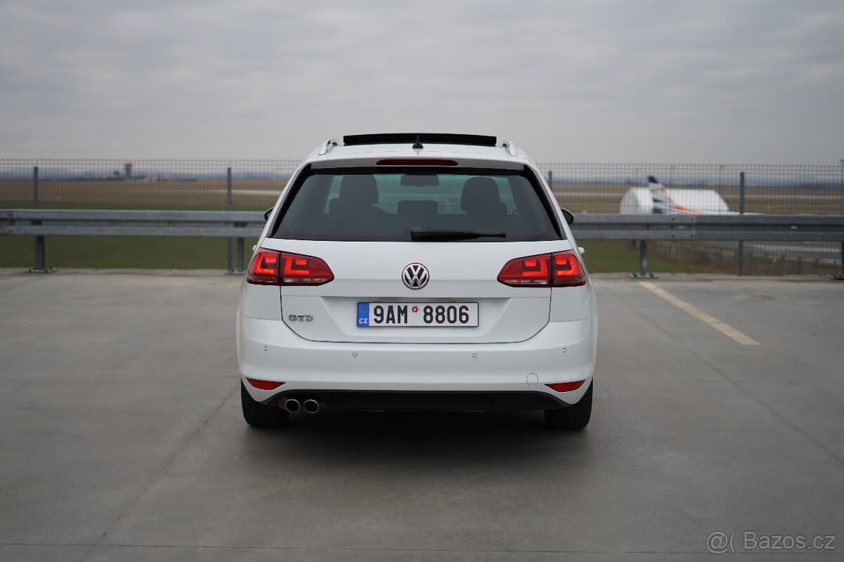 2016 Volkswagen GOLF - 11