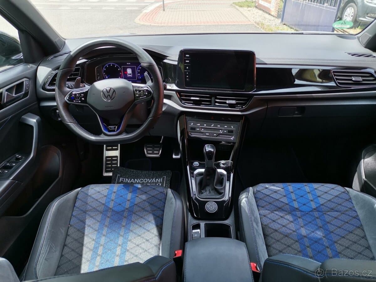 2025 Volkswagen T-ROC - 11