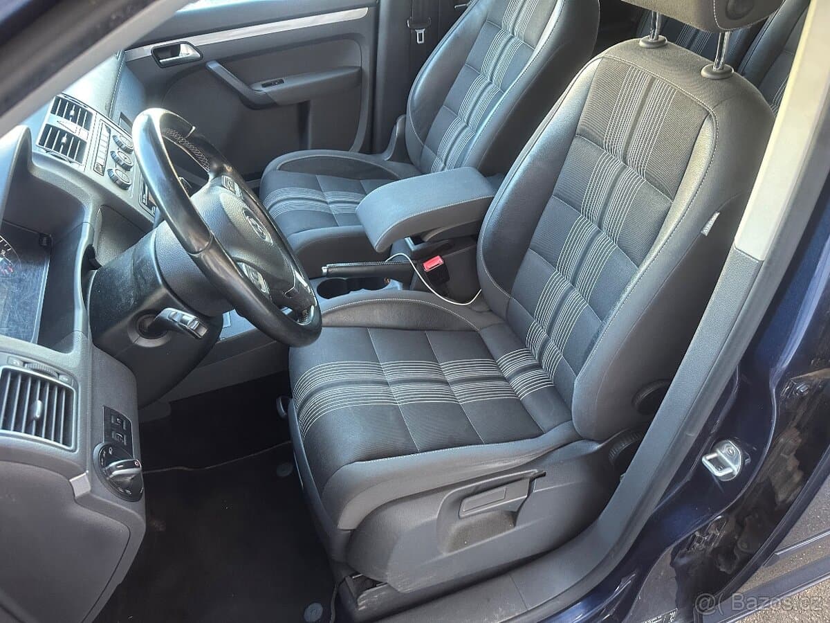 2012 Volkswagen TOURAN - 11