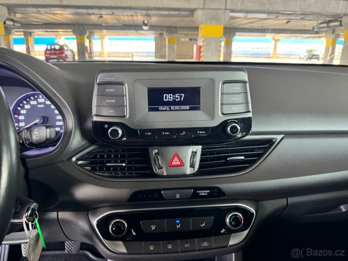 2021 Hyundai i30 - 11
