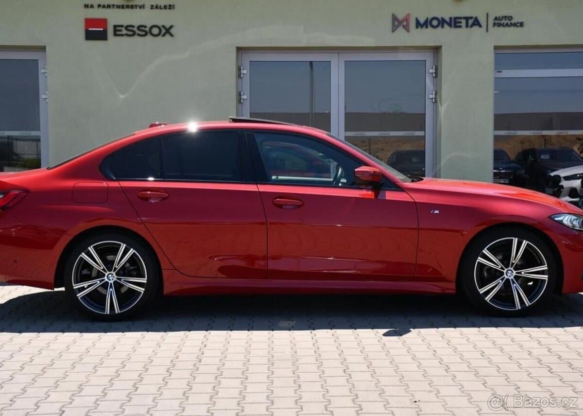 2024 BMW 3-SERIES - 11