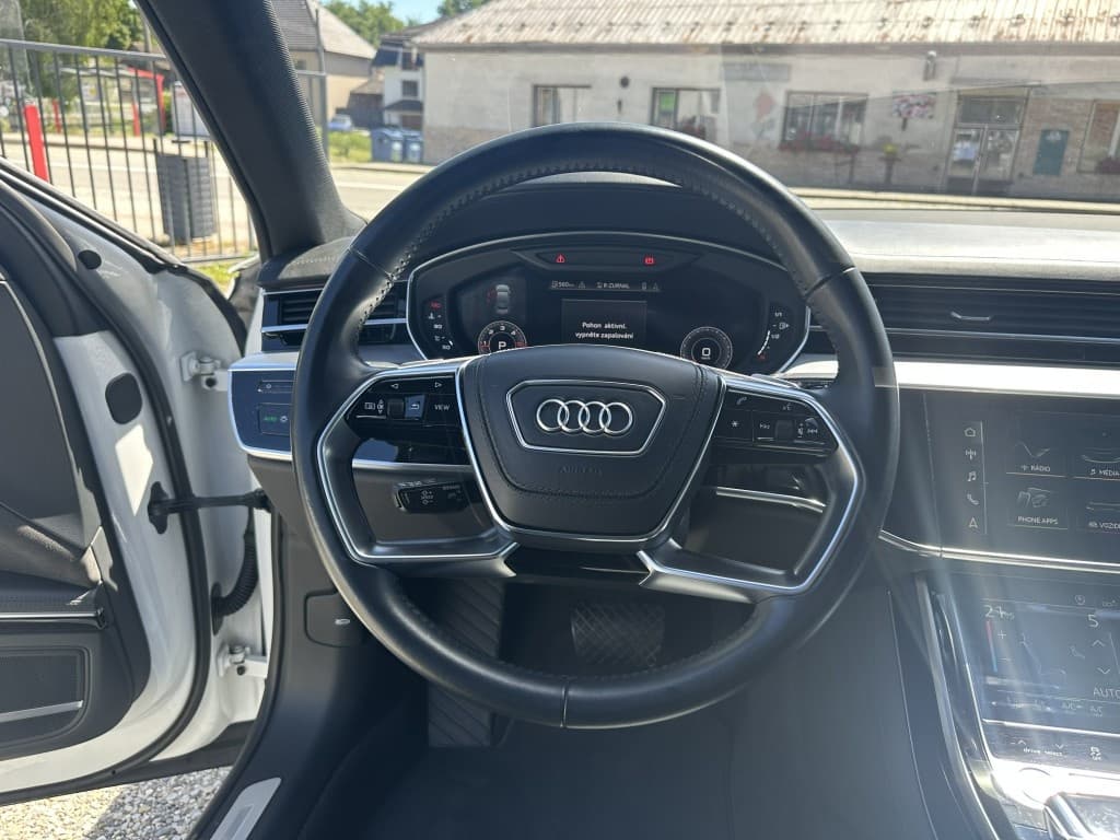 2020 Audi A8 - 11