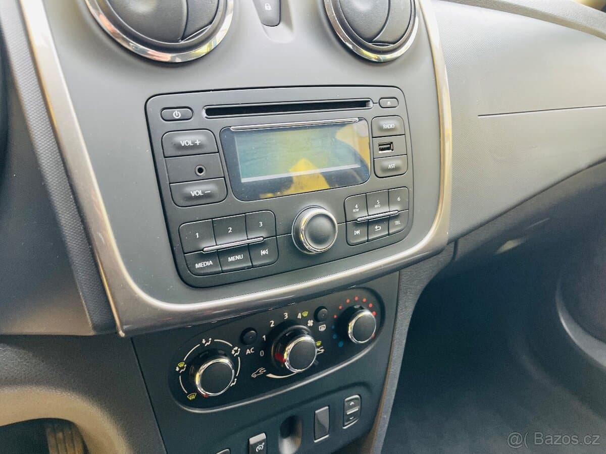 2014 Dacia SANDERO - 11
