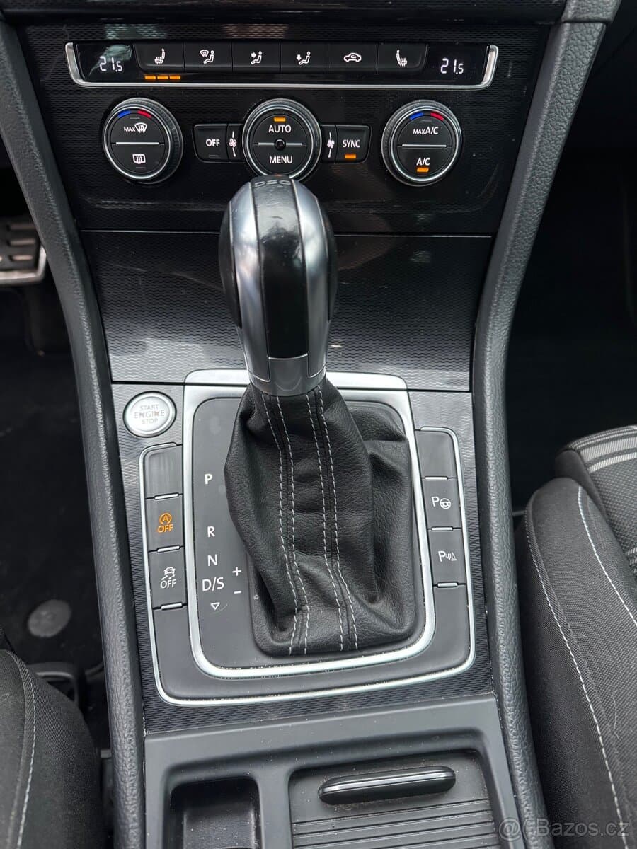 2014 Volkswagen GOLF - 11