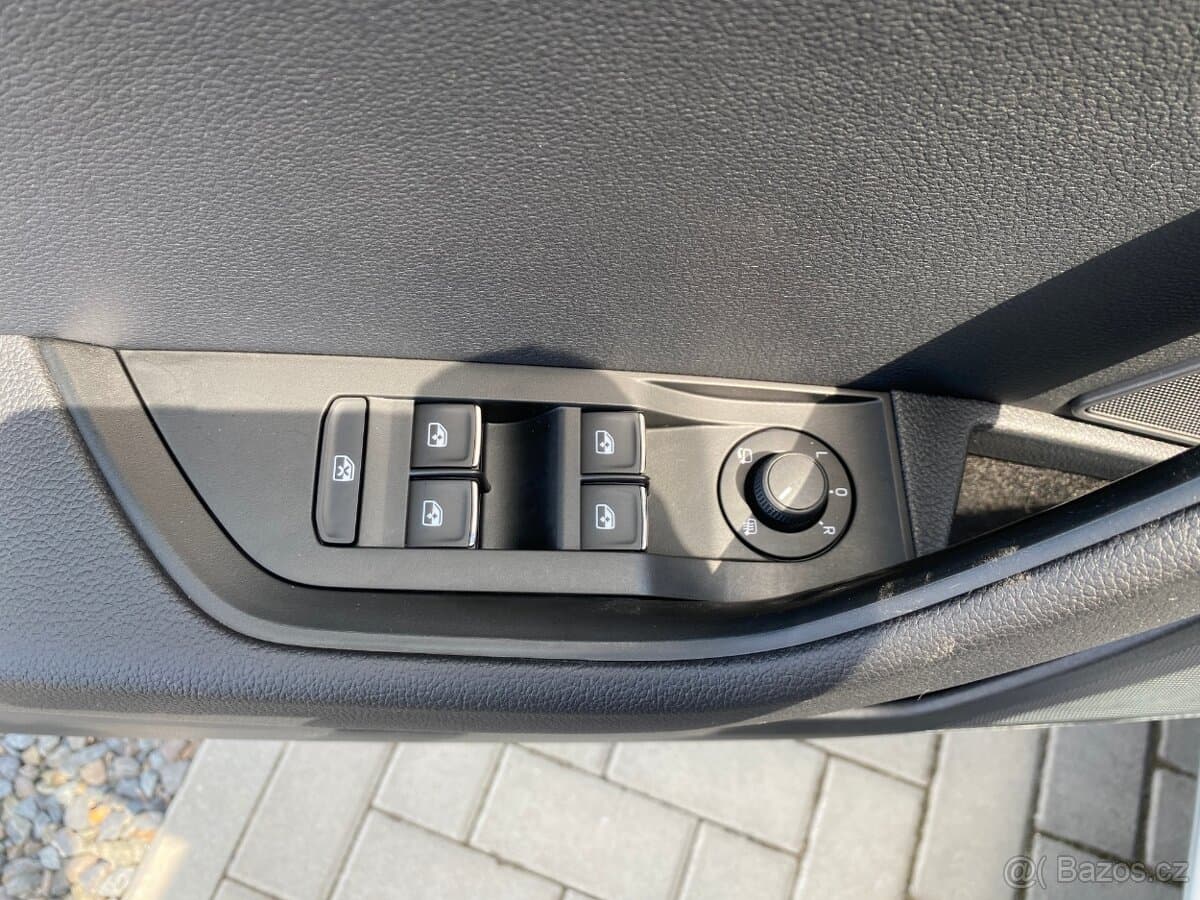 2016 Škoda SUPERB - 11