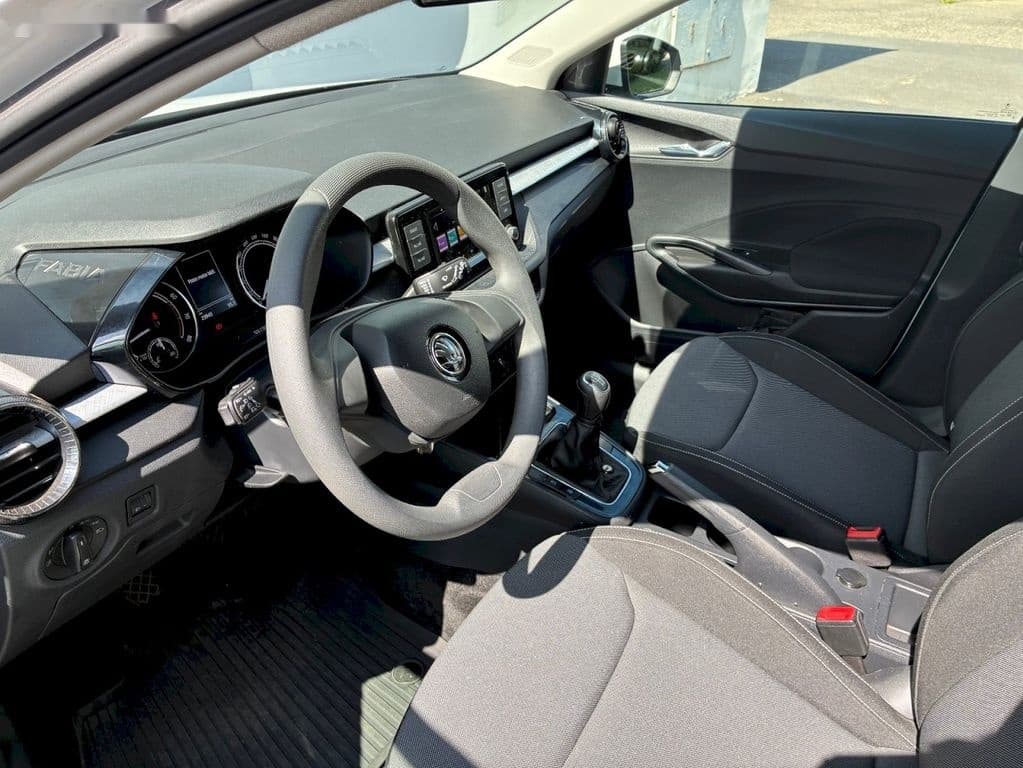 2021 Škoda FABIA - 11
