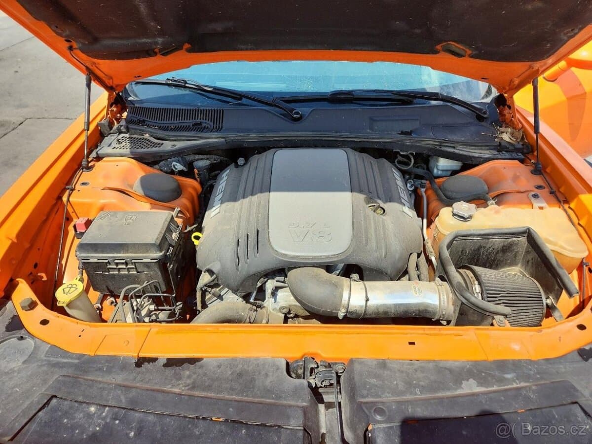 2012 Dodge CHALLENGER - 11