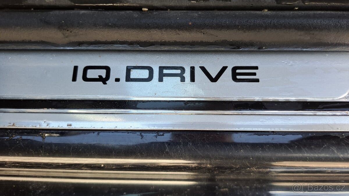 2020 Volkswagen GOLF - 11