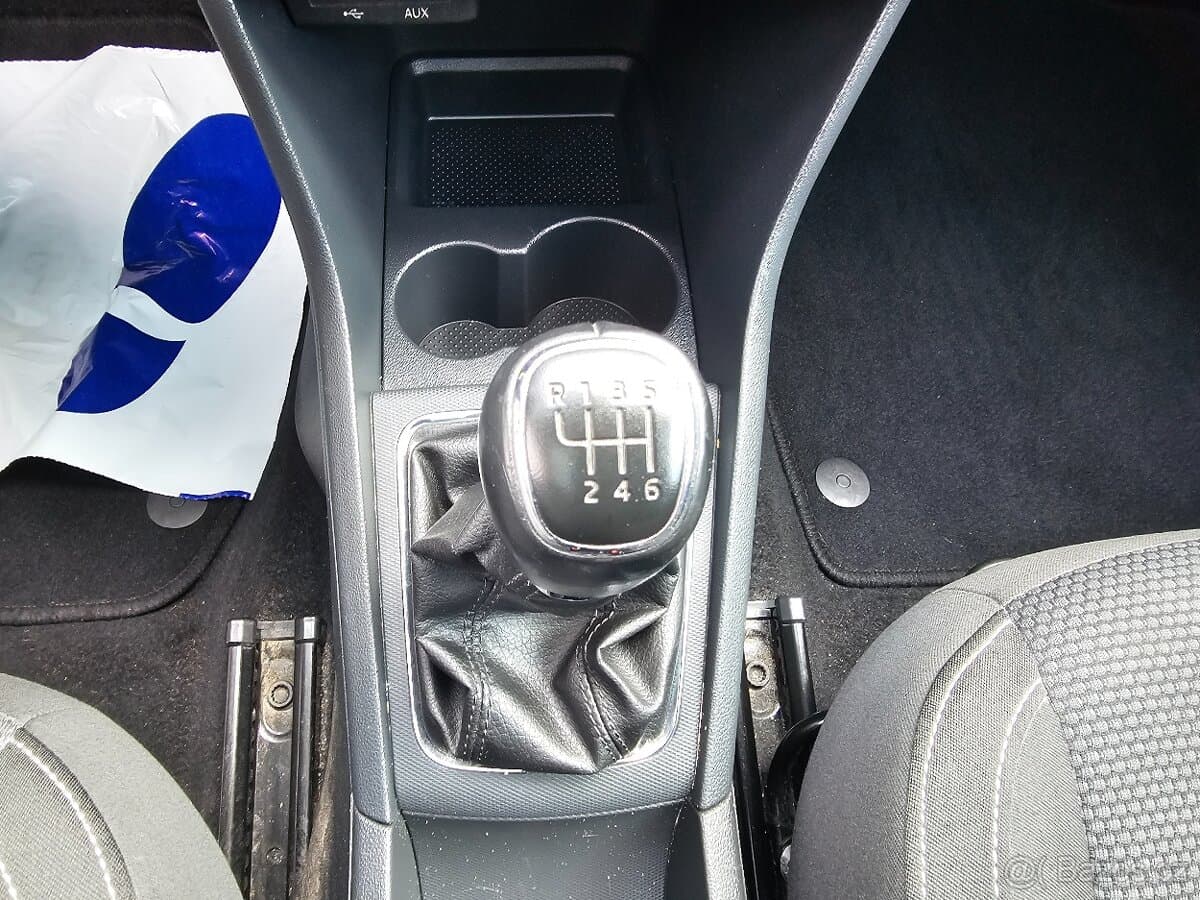 2014 Škoda RAPID - 11