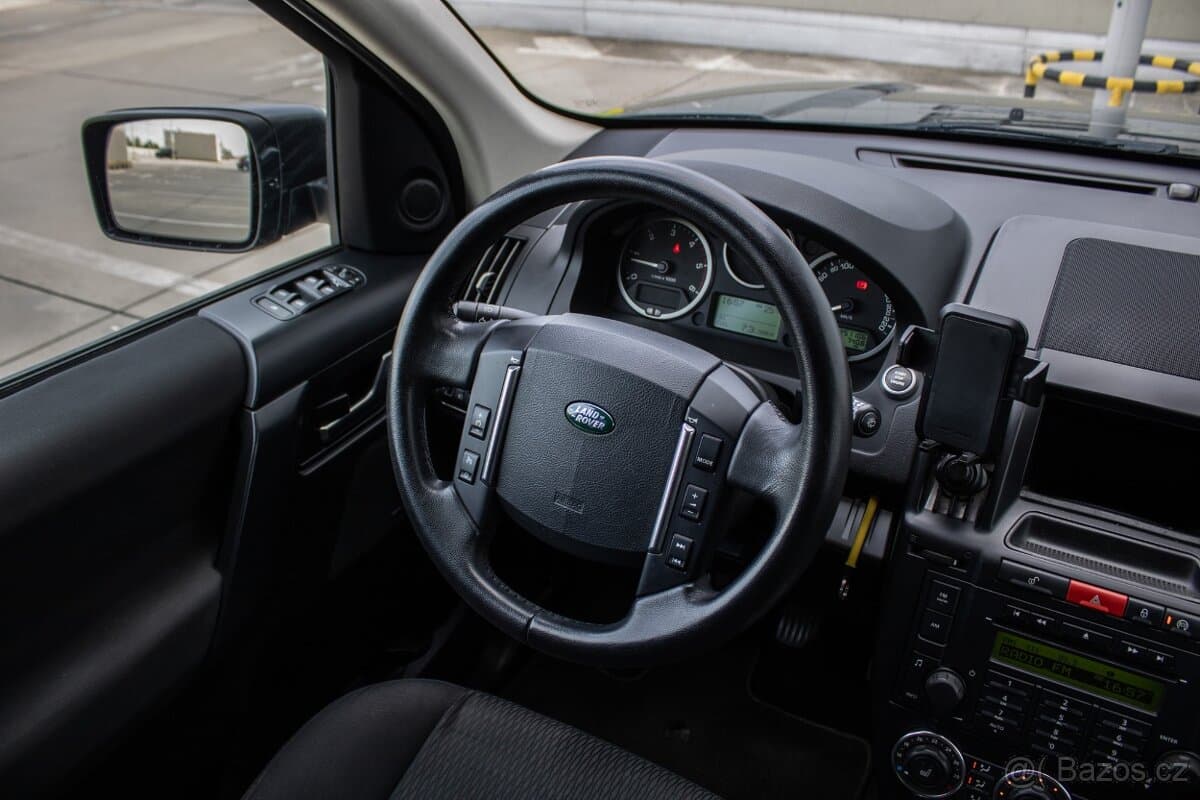 2011 Land Rover FREELANDER - 11