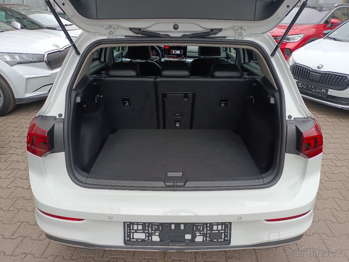 2025 Volkswagen GOLF - 11