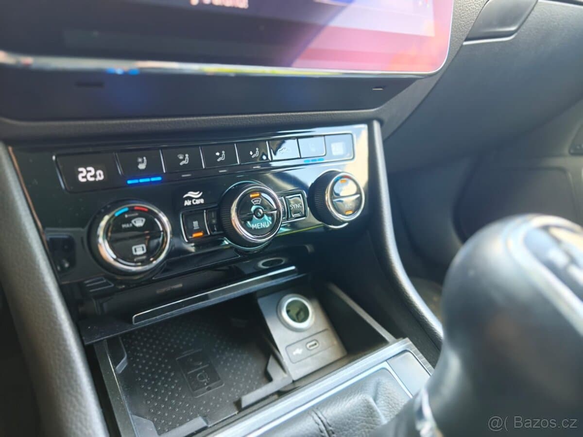 2021 Škoda SUPERB - 11