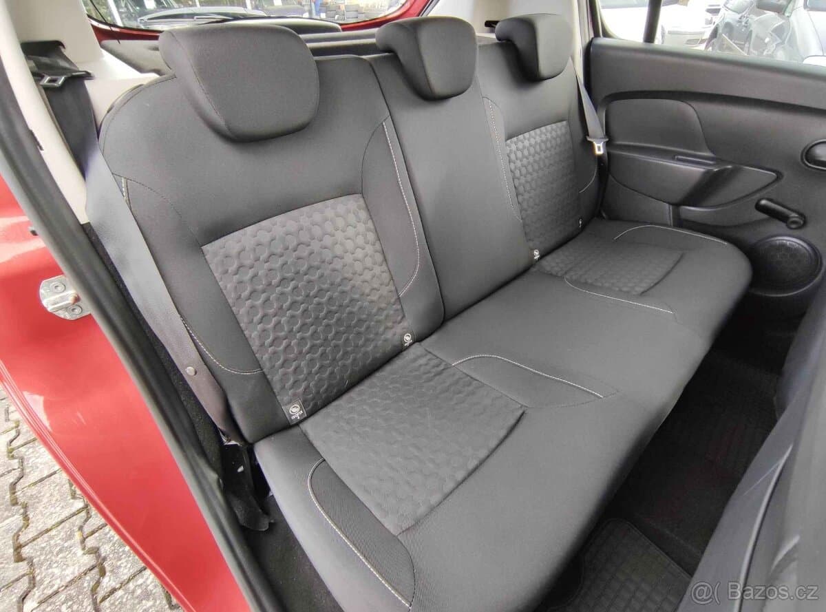 2015 Dacia SANDERO - 11
