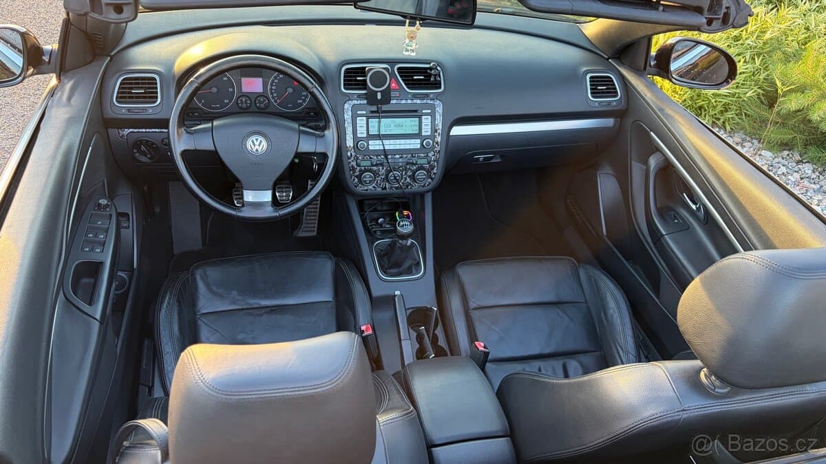 2007 Volkswagen EOS - 11