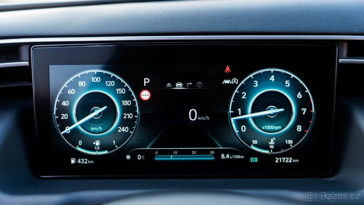 2022 Hyundai TUCSON - 11