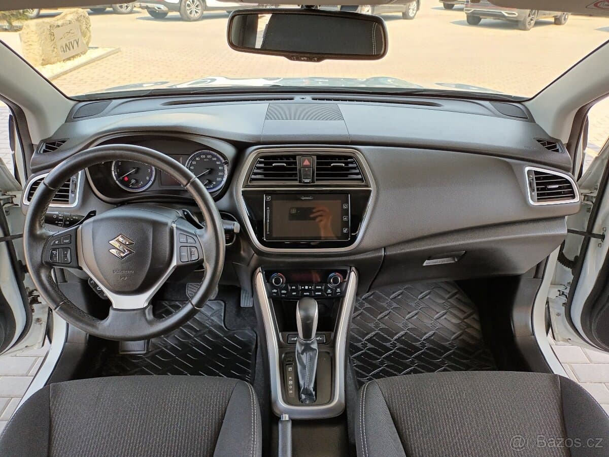 2019 Suzuki SX4 - 11