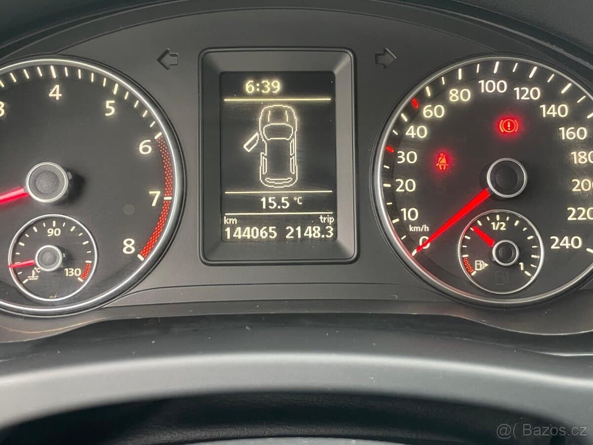 2009 Volkswagen GOLF - 11