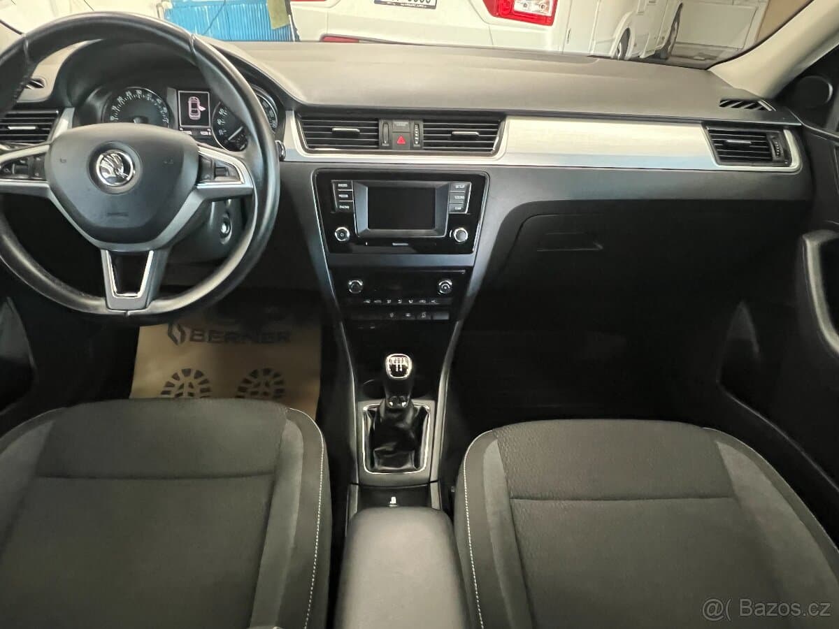 2016 Škoda RAPID - 11