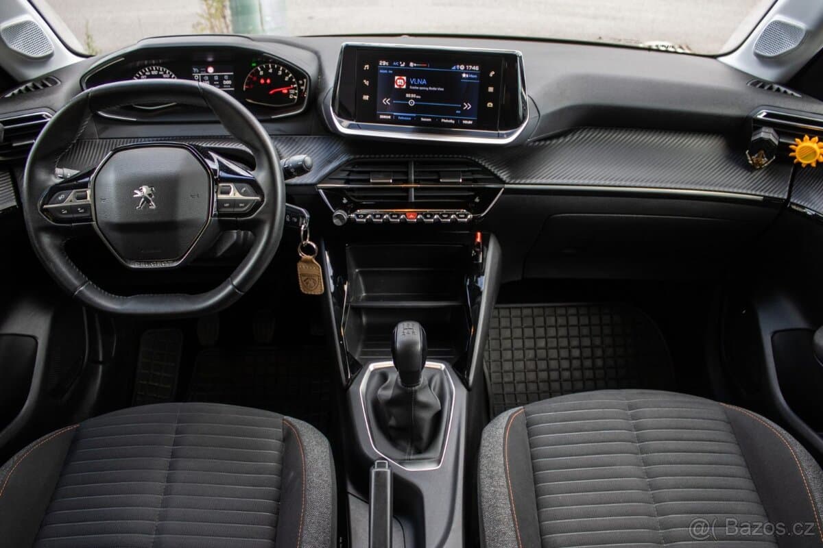 2021 Peugeot 208 - 11